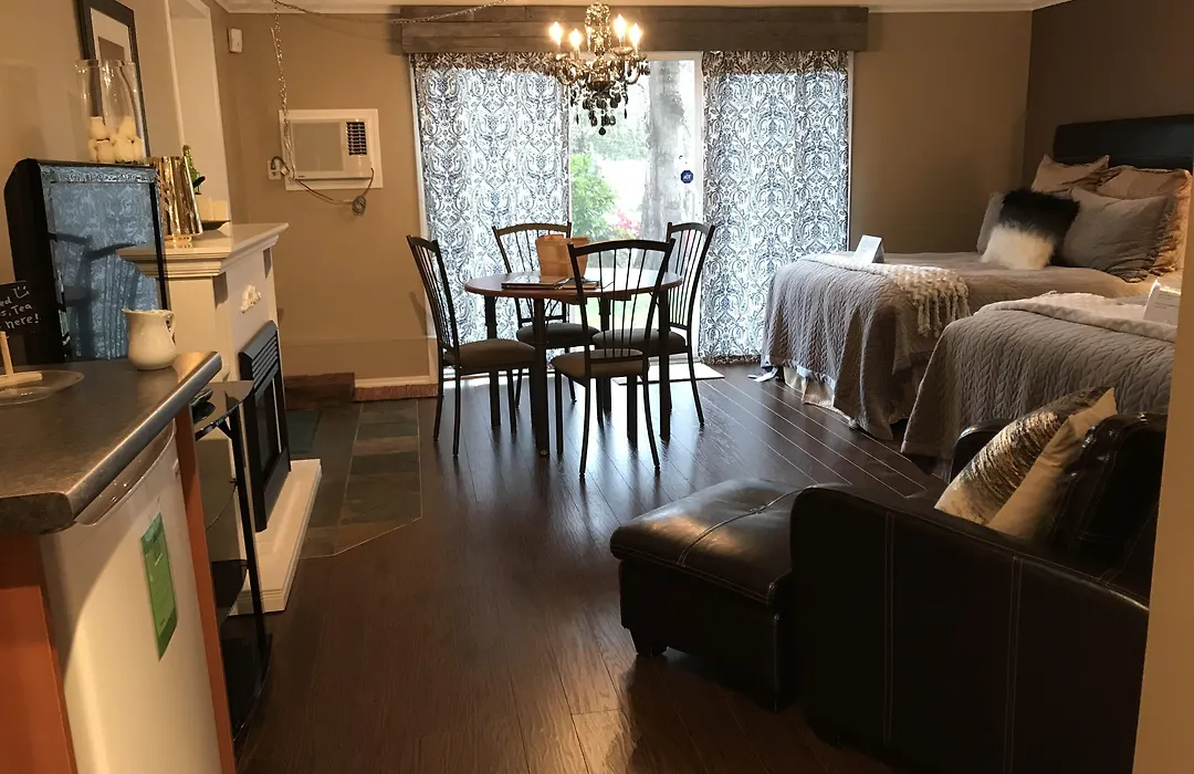 Evergreen Bed & Breakfast-1